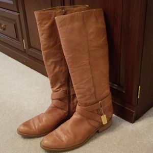 Jessica Simpson boots